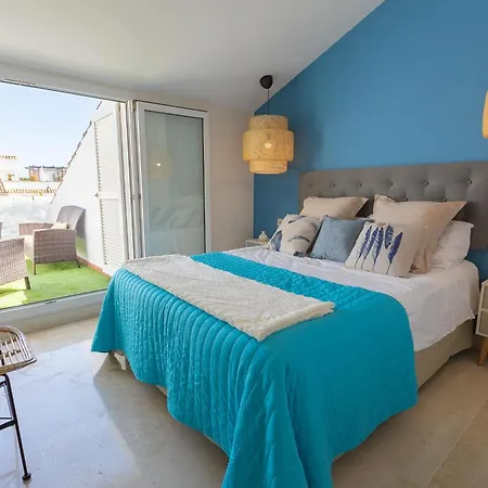 Vacation I Canas Beachfront Haven, Sea View, Jacuzzi, Golden Mile, Duplex Penthouse, 24-7 Security Lejlighed *