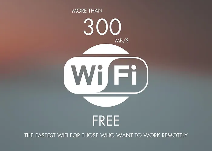 Vacation I Canas Beachfront Haven, Sea View, Jacuzzi, Golden Mile, Duplex Penthouse, 24-7 Security شقة *