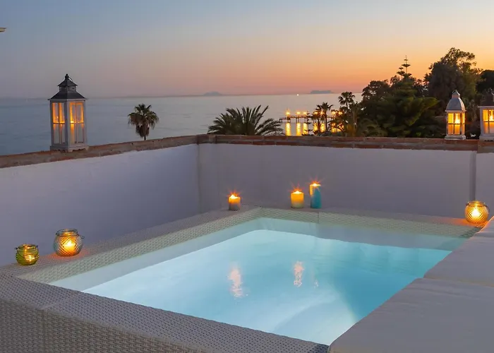 شقة Vacation I Canas Beachfront Haven, Sea View, Jacuzzi, Golden Mile, Duplex Penthouse, 24-7 Security