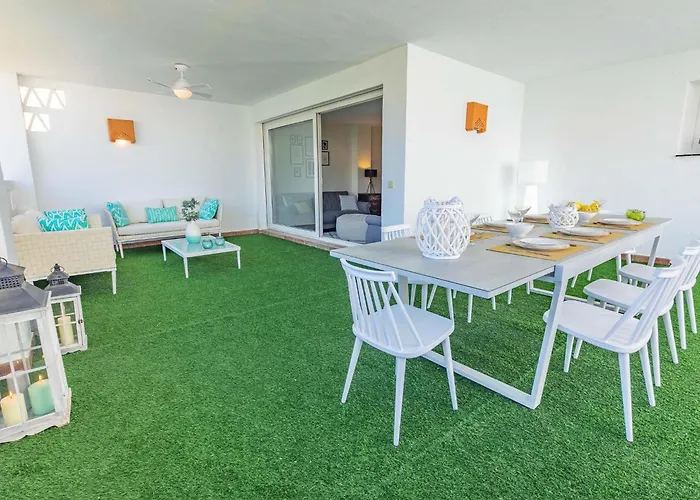 Vacation I Canas Beachfront Haven, Sea View, Jacuzzi, Golden Mile, Duplex Penthouse, 24-7 Security Lägenhet